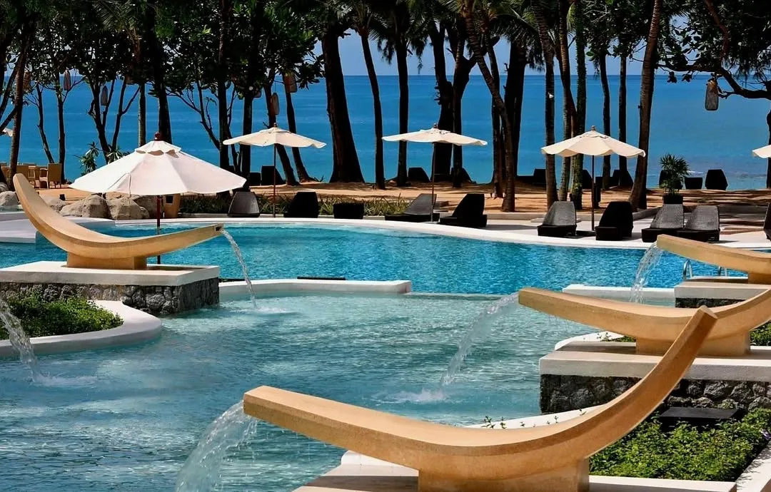 Luxury 5 stars hotel and resort near Phuket airport for sale