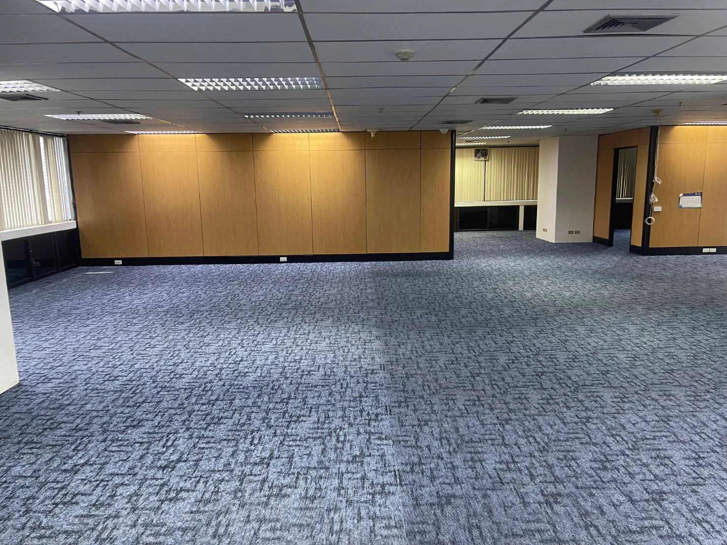 CBD Office Space near BTS/MRT for rent