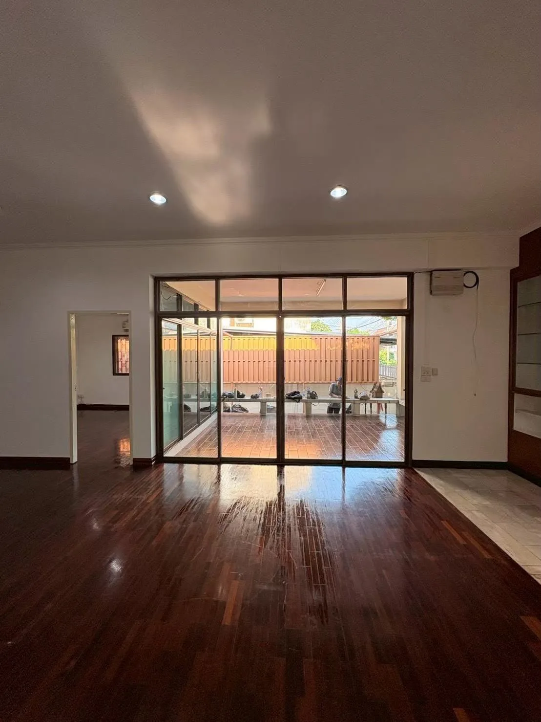 Home office near BTS for rent
