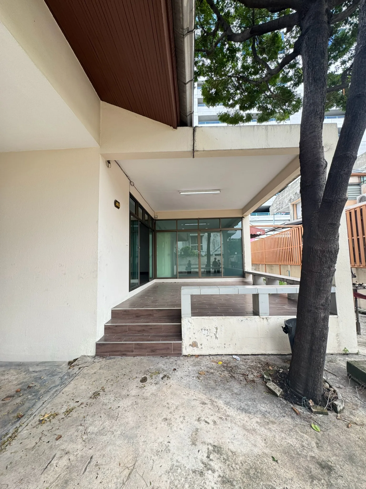 Home office near BTS for rent